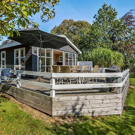 Leandra - 600m From The Sea By Interhome *