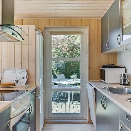 Leandra - 600m From The Sea By Interhome Augustenborg