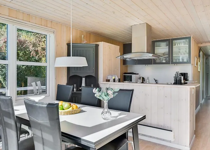 Leandra - 600m From The Sea By Interhome Дом отдыха *